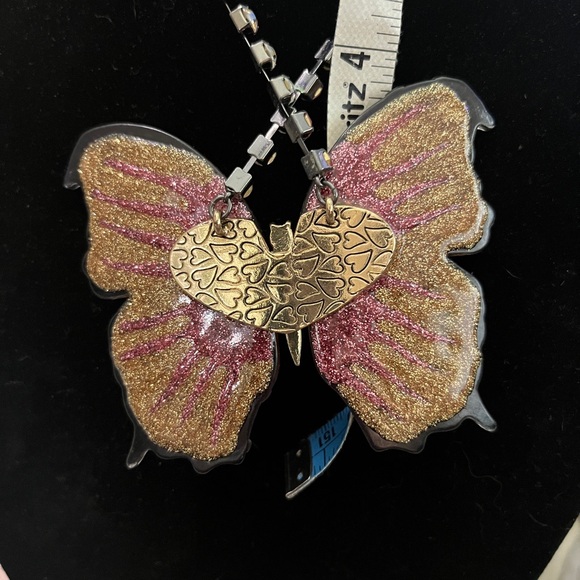 Betsey Johnson RARE Elegant Butterfly Pendant Necklace - Picture 5 of 8